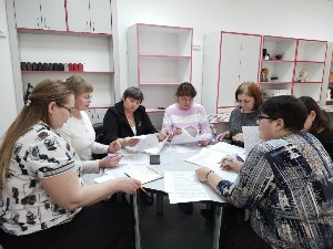 ����������